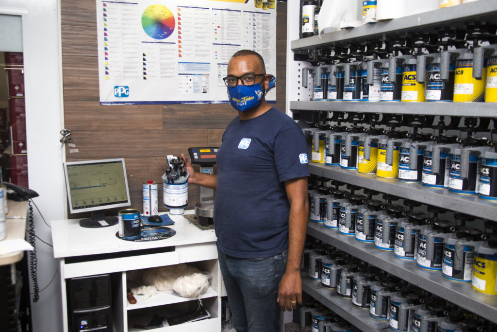 Preparação de cores automotivas